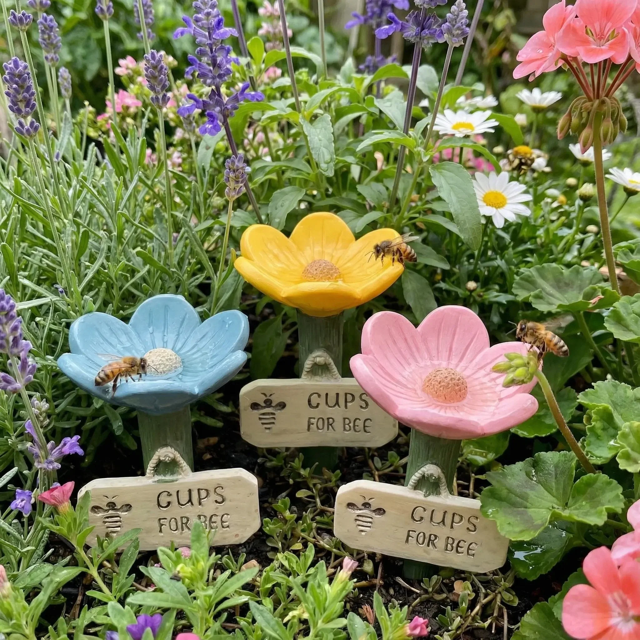 ⏳Limited-time 50% off🐝Flower-Shaped Bee Watering Station💧 - Image 9